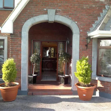 Ashford Manor בית הארחה